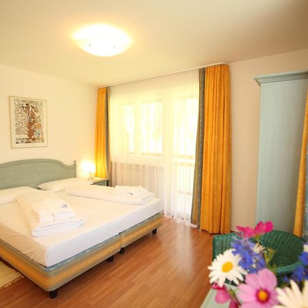 Hotel Bad Salomonsbrunn Anterselva di Mezzo Buitenkant foto