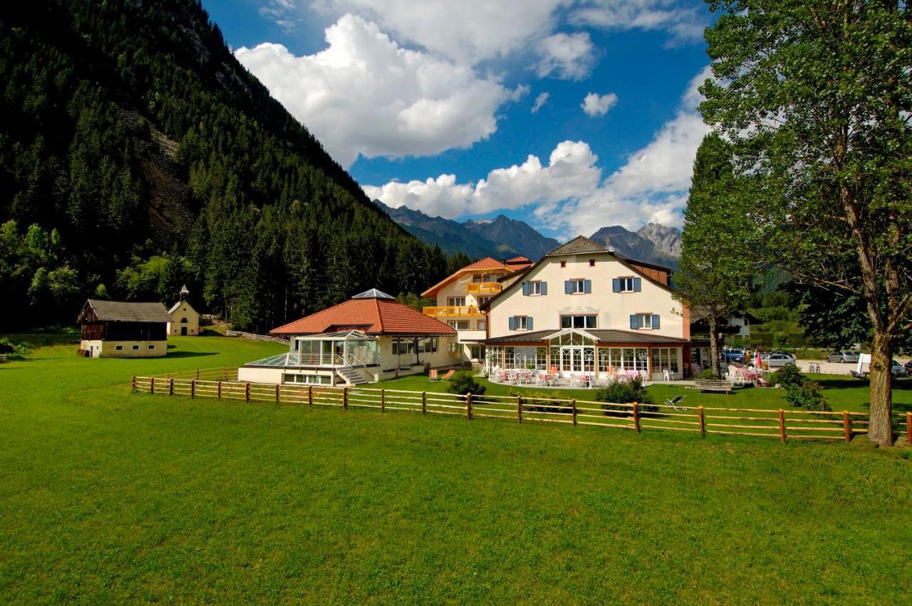 Hotel Bad Salomonsbrunn Anterselva di Mezzo Buitenkant foto