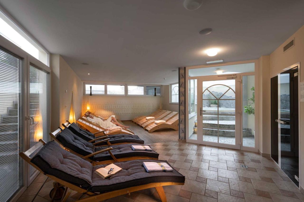 Hotel Bad Salomonsbrunn Anterselva di Mezzo Buitenkant foto