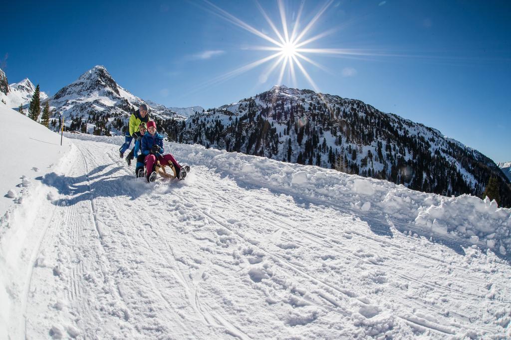 Hotel Bad Salomonsbrunn Anterselva di Mezzo Buitenkant foto