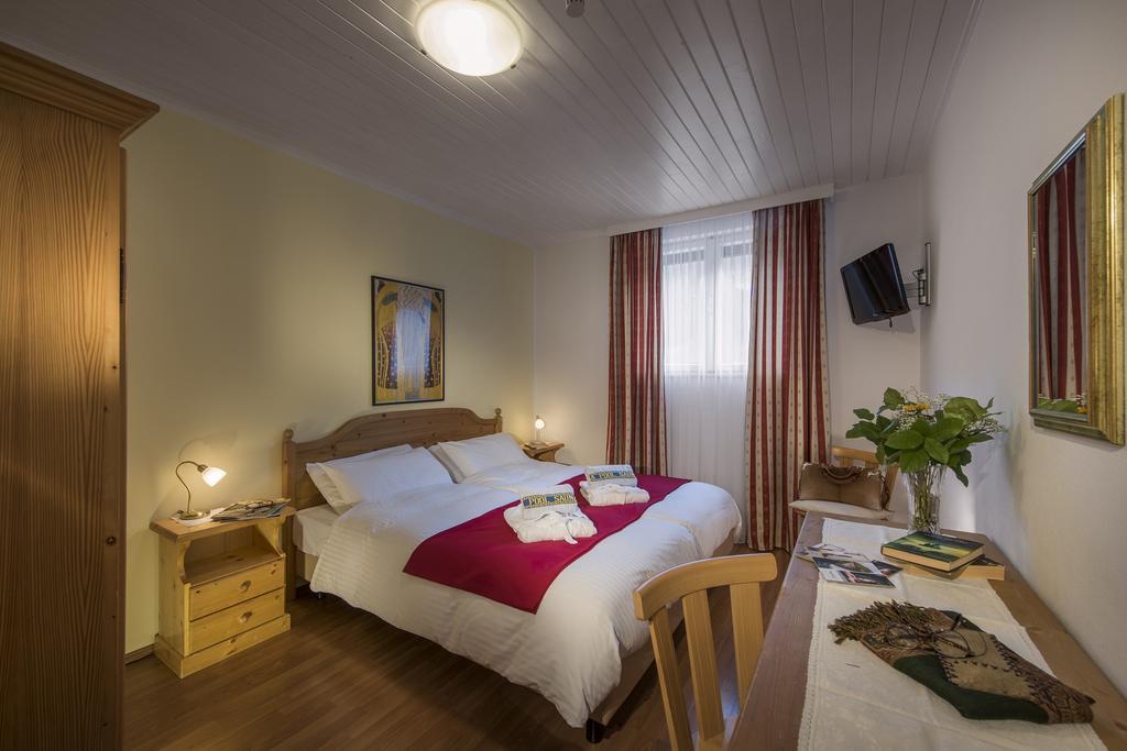 Hotel Bad Salomonsbrunn Anterselva di Mezzo Buitenkant foto